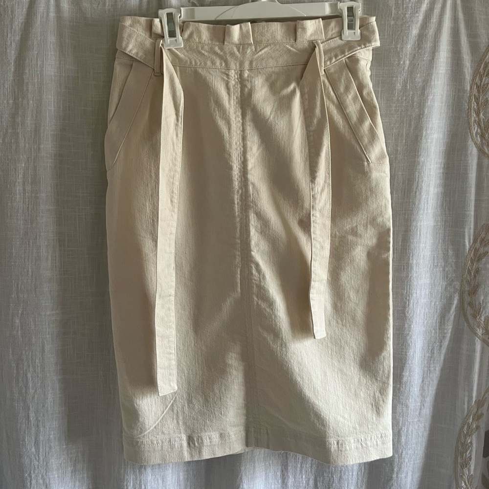 Banana Republic Ruffled Front Tie Skirt